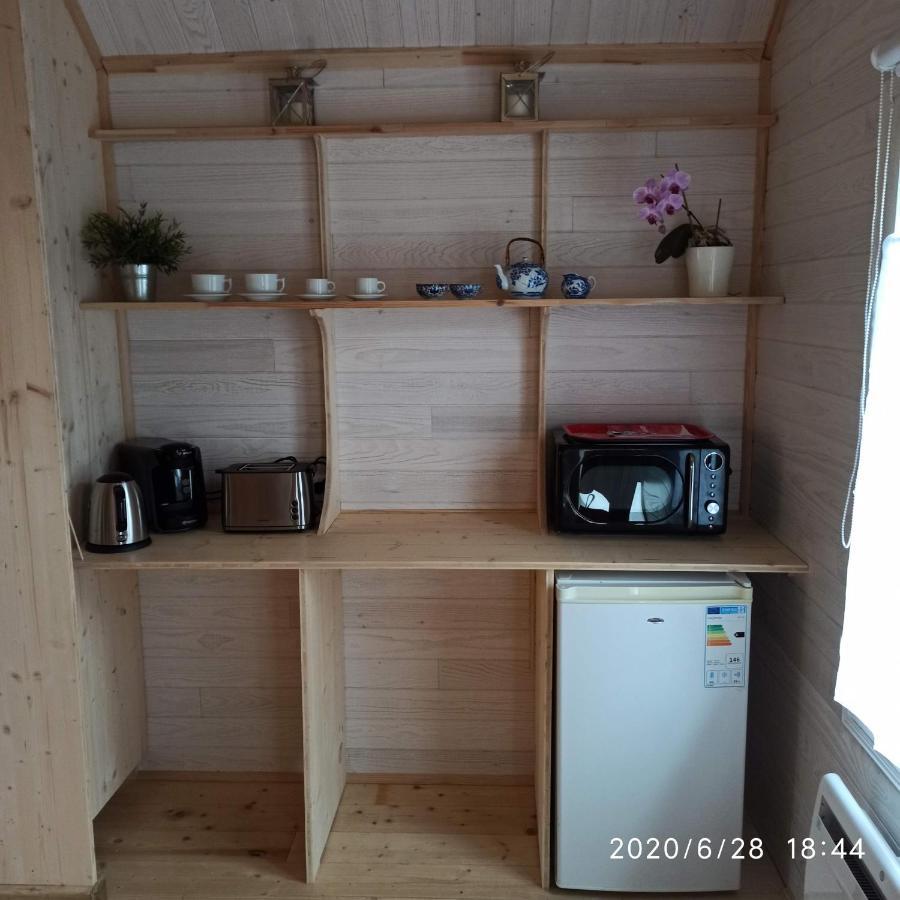 Une Tiny House A Decouvrir Au Coeur De La Cite ! Contrexéville Exterior foto