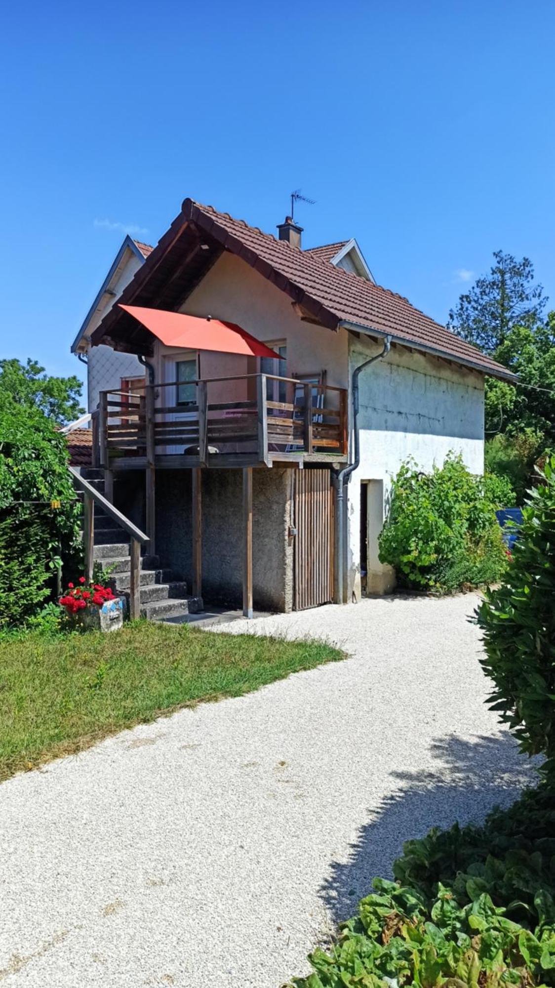 Une Tiny House A Decouvrir Au Coeur De La Cite ! Contrexéville Exterior foto